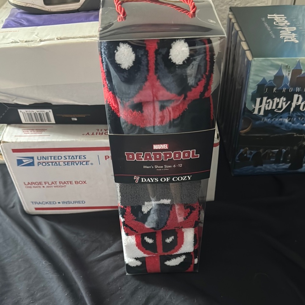 Marvel Deadpool Cozy Socks Set - Red, Black, Gray